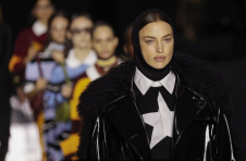 Burberry宣布9月秀的计划 英国时装屋正在进行实物展示