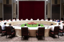 主力军、突击队、先行者！上海市委书记李强在长三角企业家圆桌会上寄期望