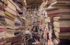 上海旧书店坚守者：最好的书留给寻觅后的遇见