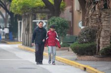 连续担任16年班主任 他证明体育老师可以当好班主任