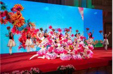中福会少年宫小伙伴艺术团举行成立65周年庆祝念活动