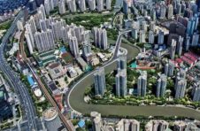 连办36年迎新跑，终于跑进苏州河畔，得益于这项市级大工程……