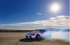 丰田创造了自动驾驶和漂移GR Supra