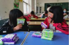 凝聚爱意传递温暖 花王乐而雅“伴你去经历”公益捐赠顺利实施