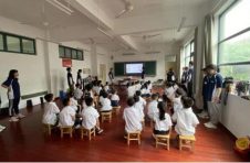 徐汇区斜土街道爱心暑托班开足马力，为孩子们打造一夏的“快乐星球”