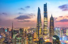上海已培育“小巨人”企业五百家，“专精特新”企业超七千家