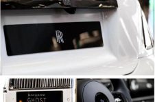 平行时空暗夜逐行 劳斯莱斯汽车上海森那美BLACK BADGE古思特亮相上海广场